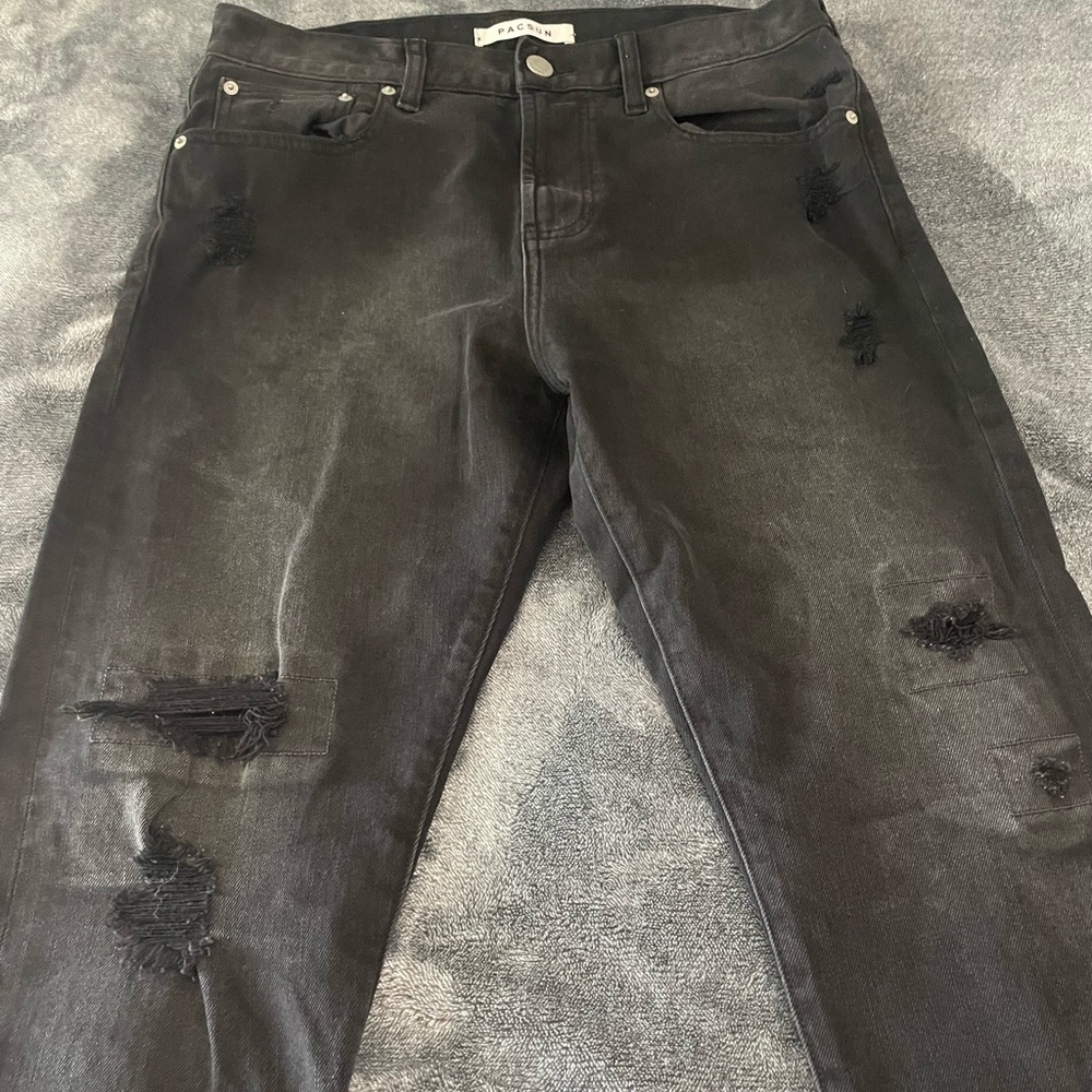 Pacsun Slim Taper Jean  31 x 32 Black Distressed